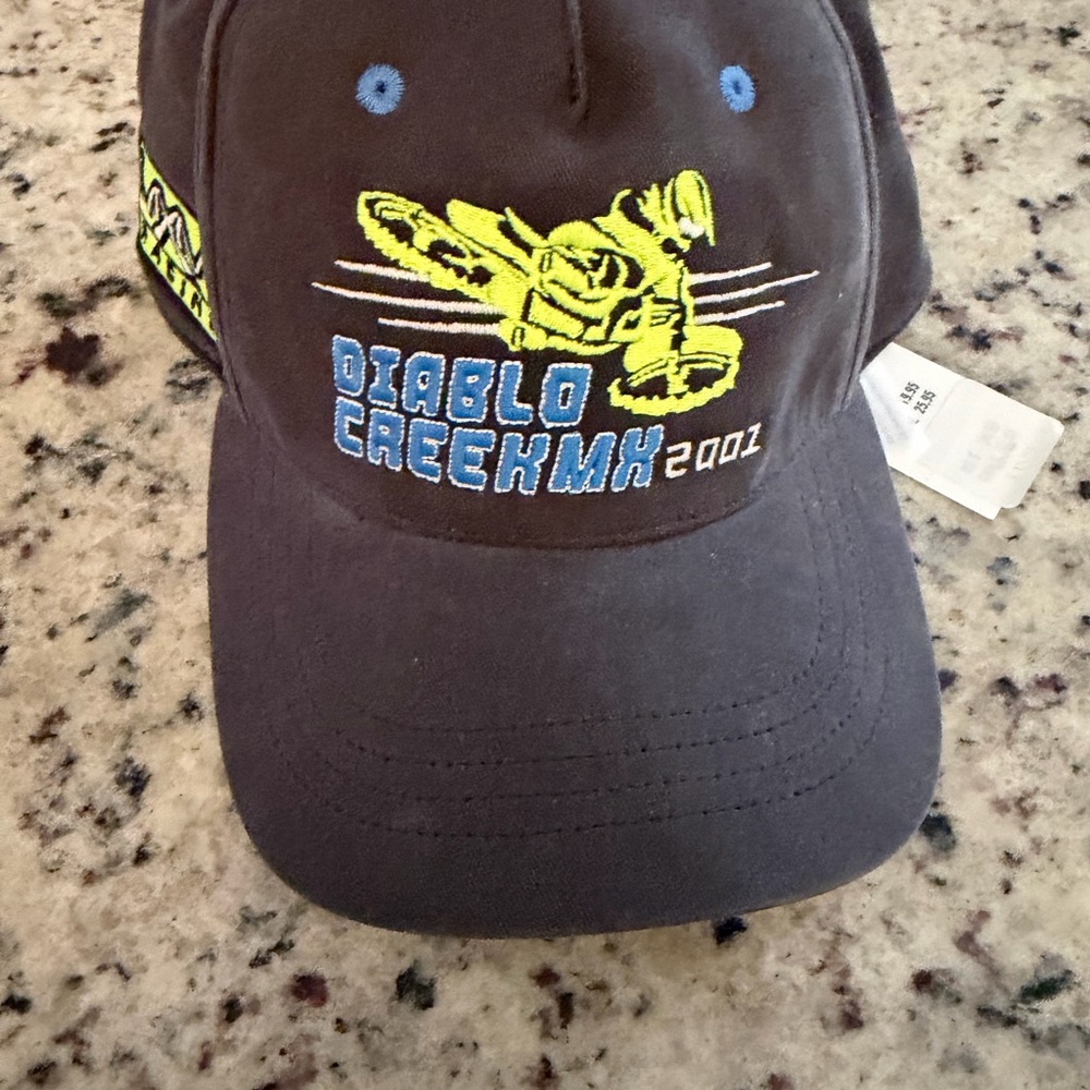 Hollister Gray and Yellow Diablo Creek MX Hat